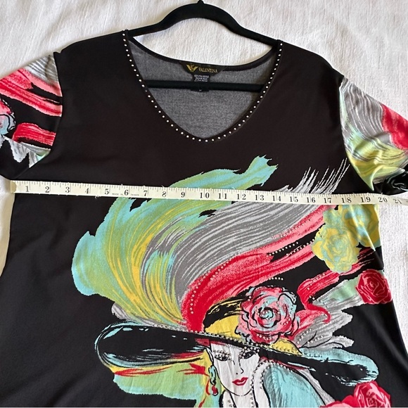 Valentina Tunic Top Womens Medium Black Art Graphic Roses Rhinestone 3/4 Sleeve - Picture 8 of 12